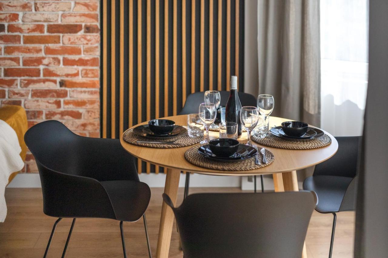 Stylowy Apartament Z Pieknym Widokiem Na Miasto Варшава Екстер'єр фото
